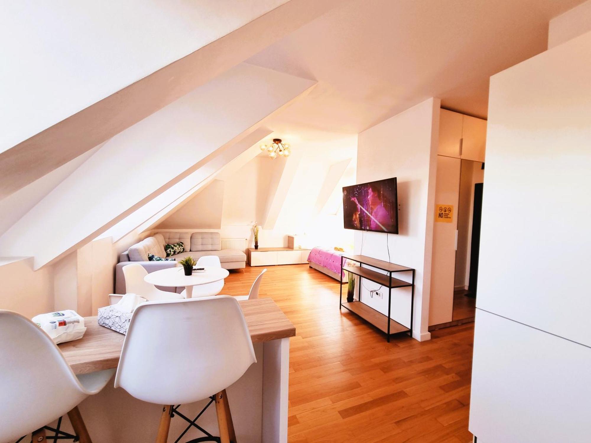 Bucharest Central E Apartment מראה חיצוני תמונה